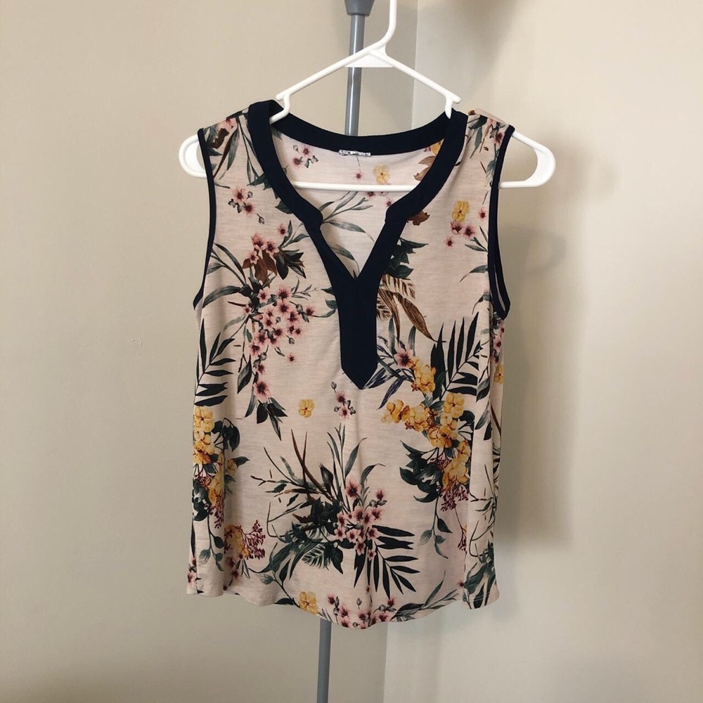 Floral top